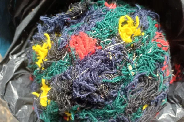 (Divu paaudžu sadarbība ilgstspējīgas un zaļākas sabiedrības attīstībai) Green textile
